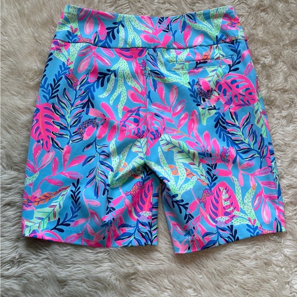 Lilly Pulitzer Luxletic Reid Porto Blue You've Been Spotted Ocean View Shorts - Picture 3 of 5